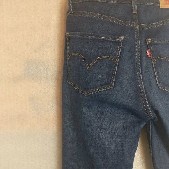 Levi's 721 Zip Fly HighRise Skinny Jean in BLUE STORY 26w/Measurements - Picture 11 of 12